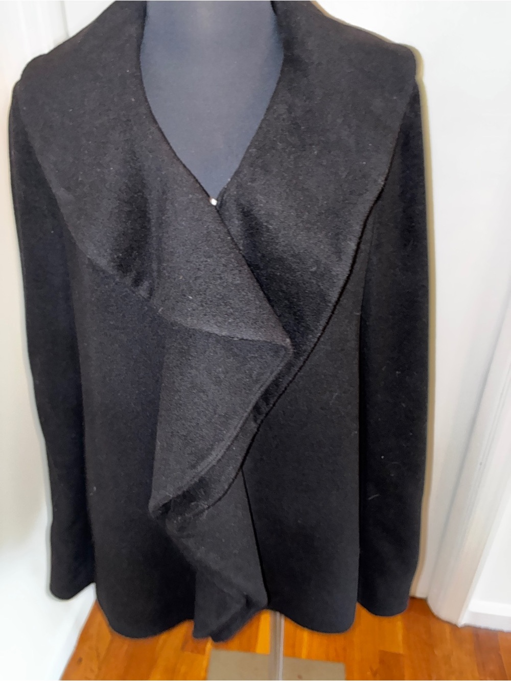 Ann Taylor Women's Black Draped Zip Front Wool Jacket/Coat Medium